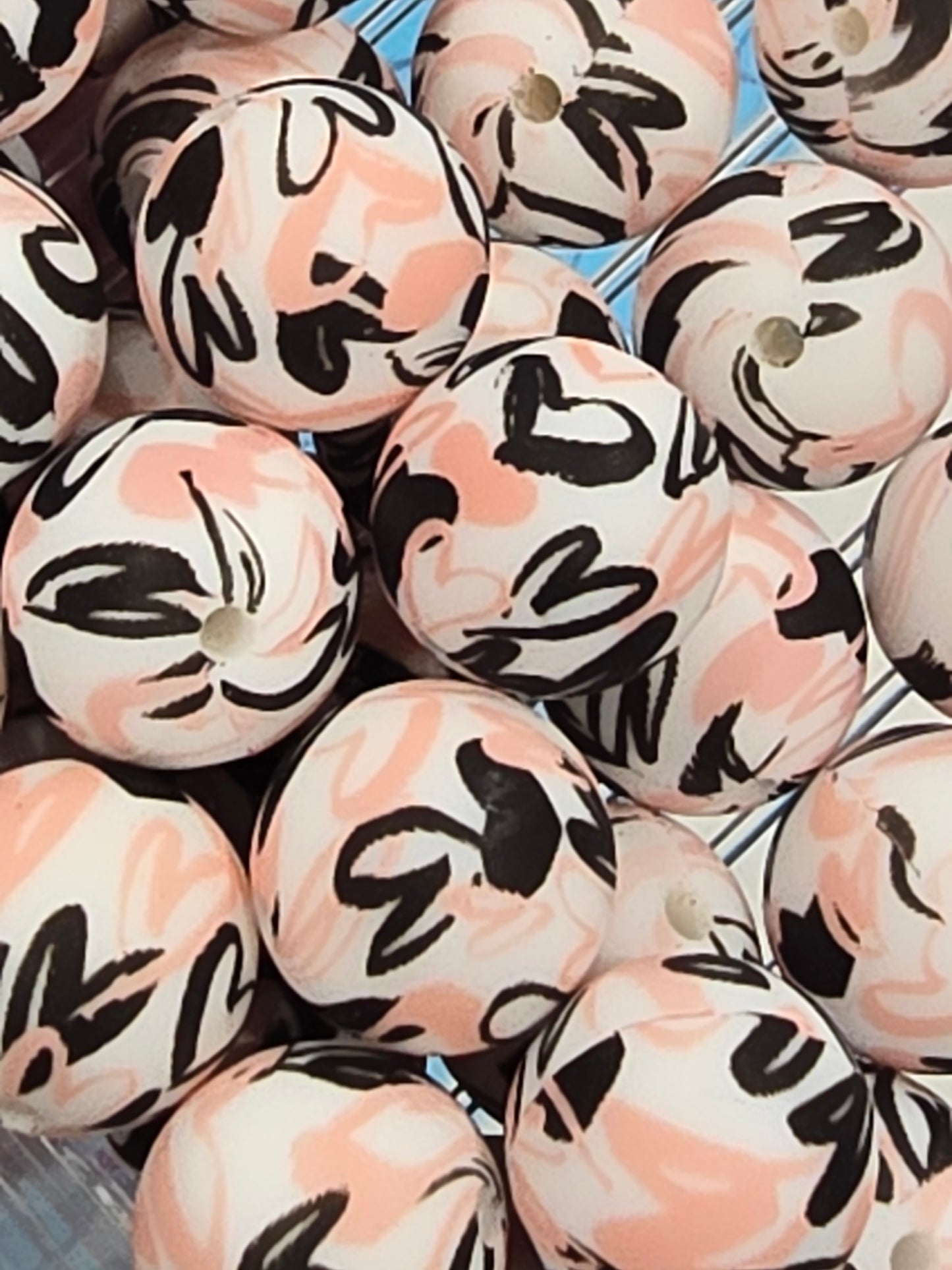 15mm silicon beads- Peach and Black heart