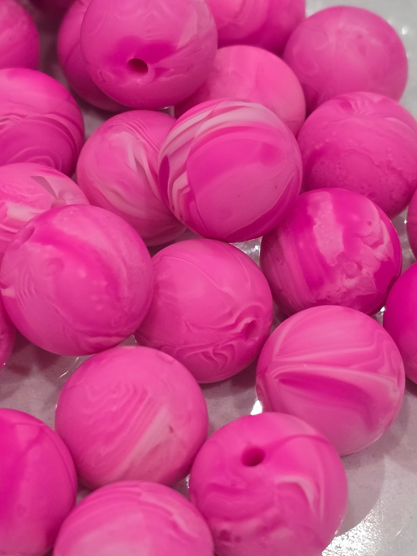 15mm Silicon swirl hot pink white