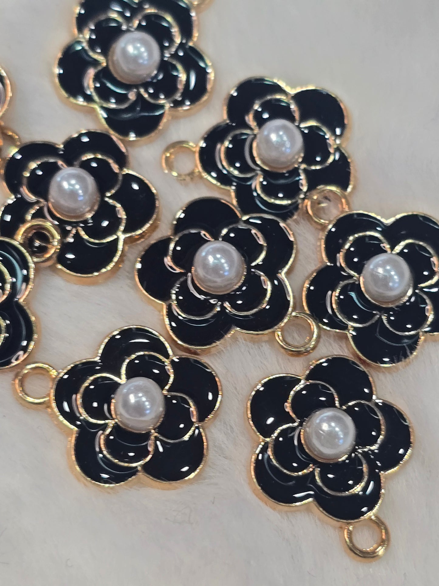 Black CC Flowers with pearl -Metal Charm Pendant