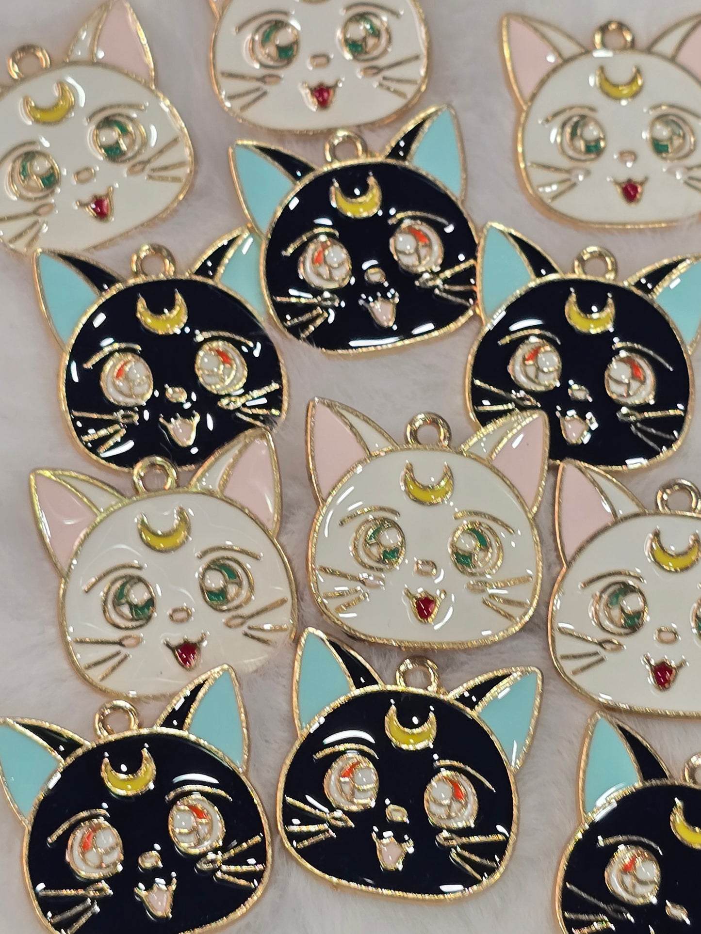 Sailor Moon Cat -Metal Charm Pendant