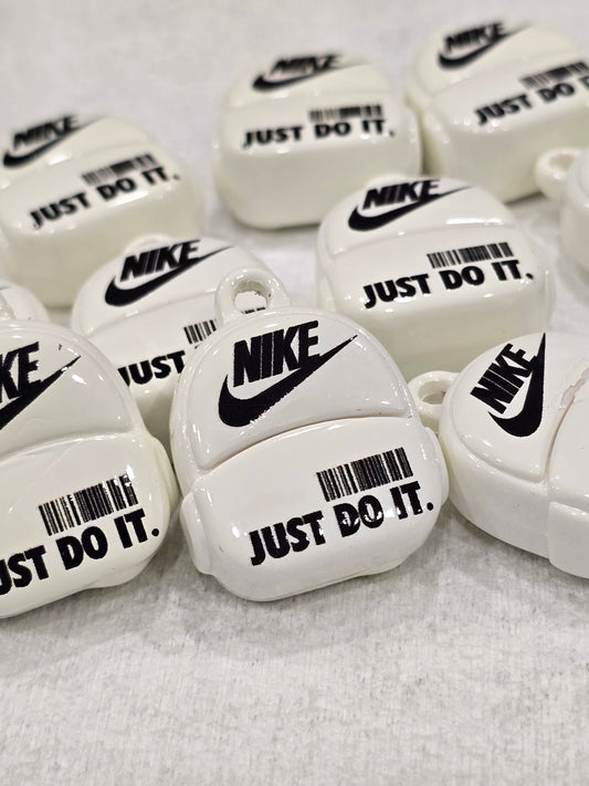 Nke Jdo it White backpack 3D charms