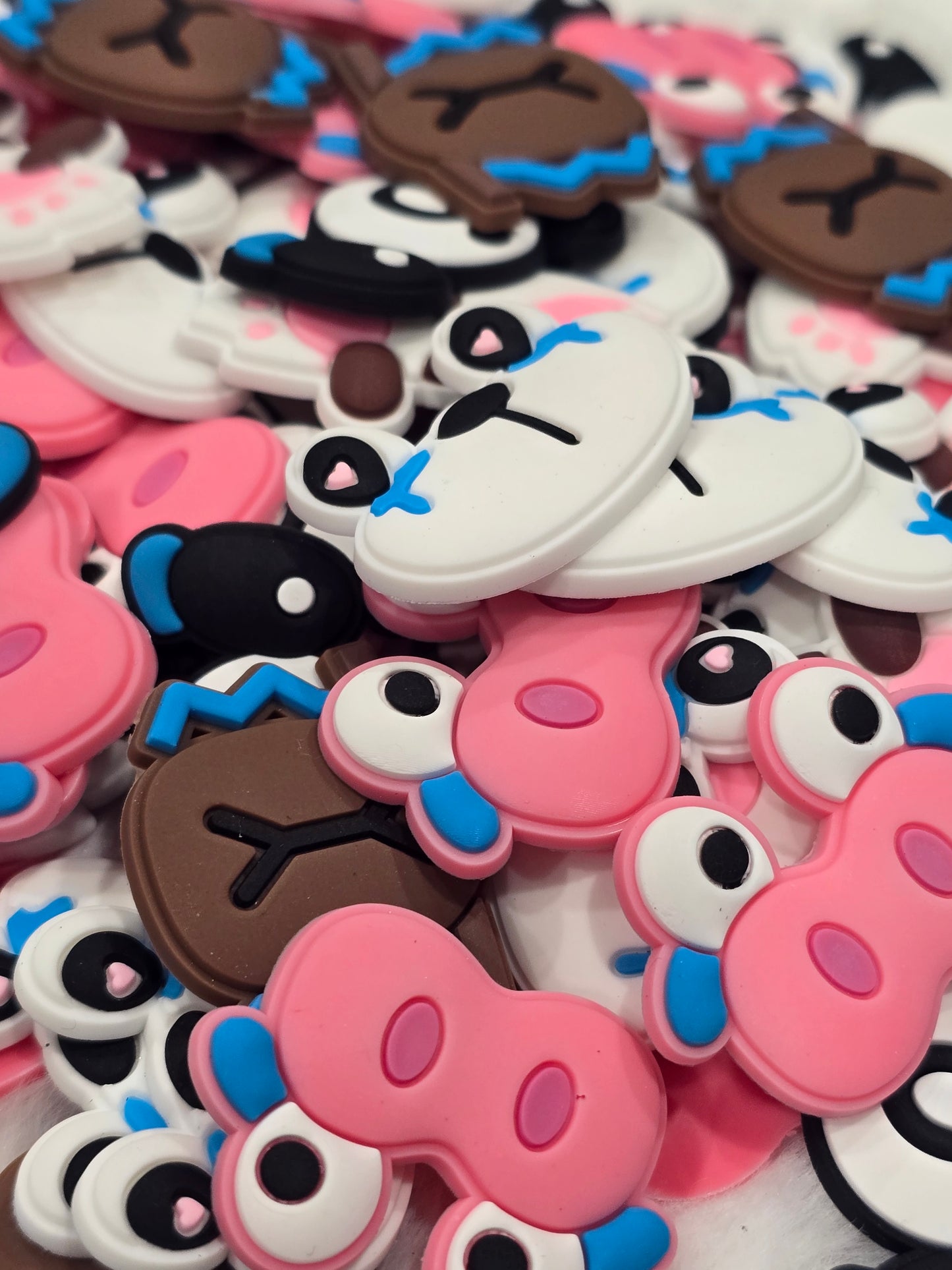 Croc Charms- Cutesy 002 $7/10pcs