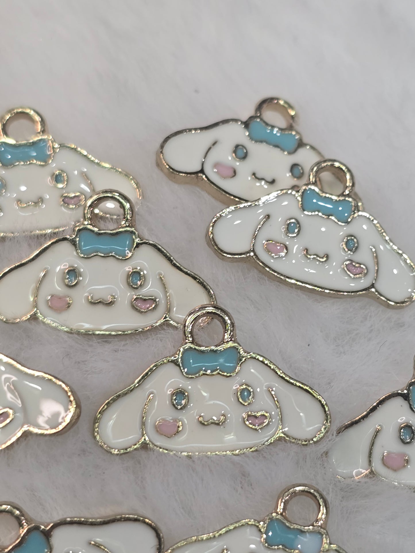 Cinna face-Metal Charm Pendant