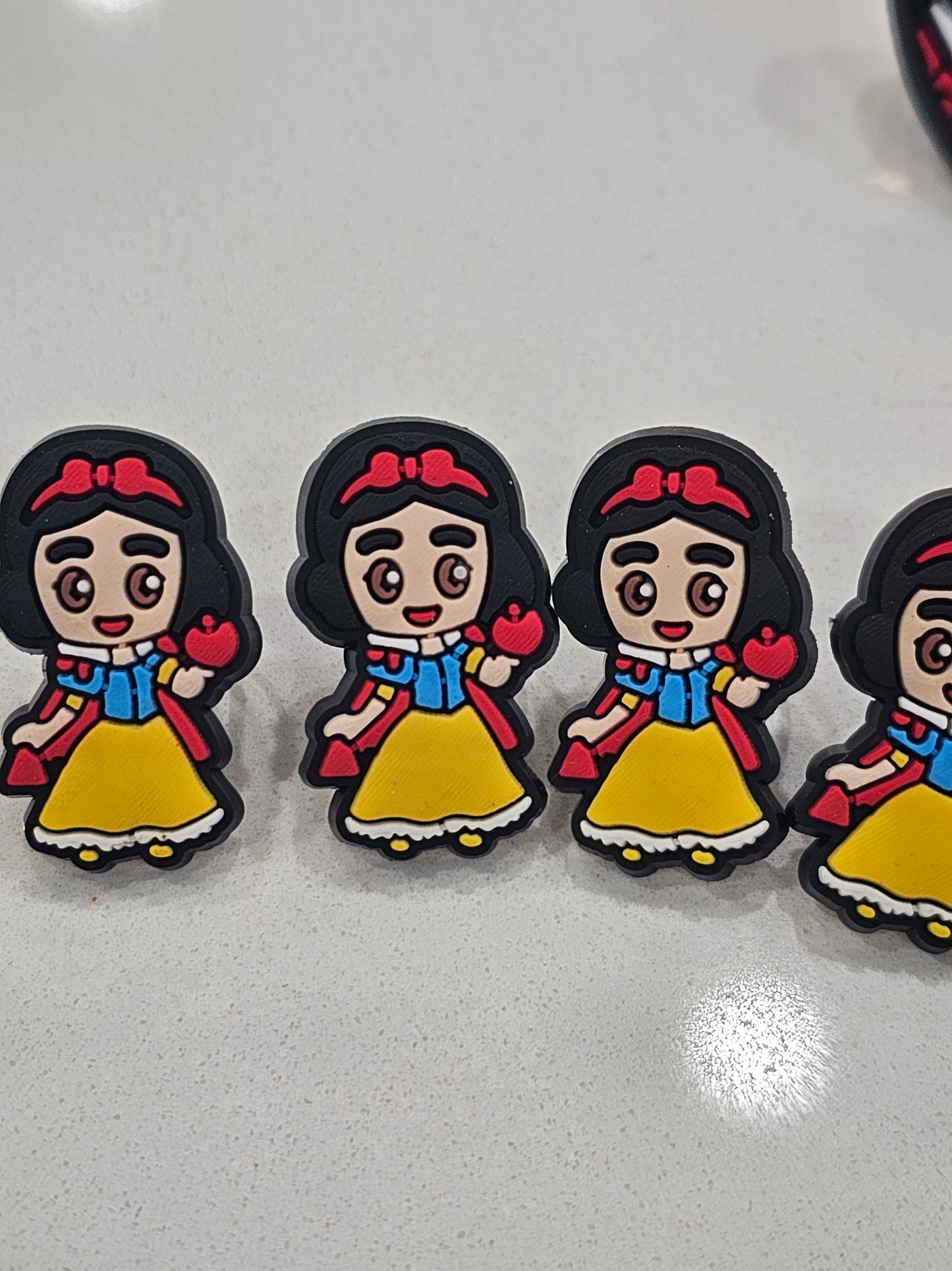 Snow white straw/pencil or pen charms