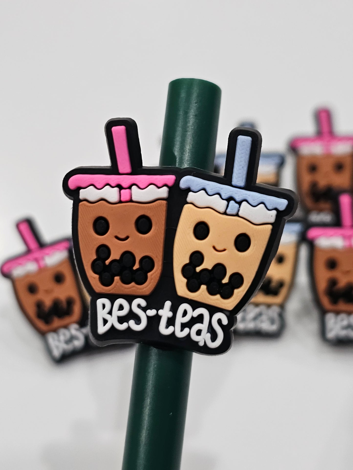 Bes-teas Straw/pencil or pen charms