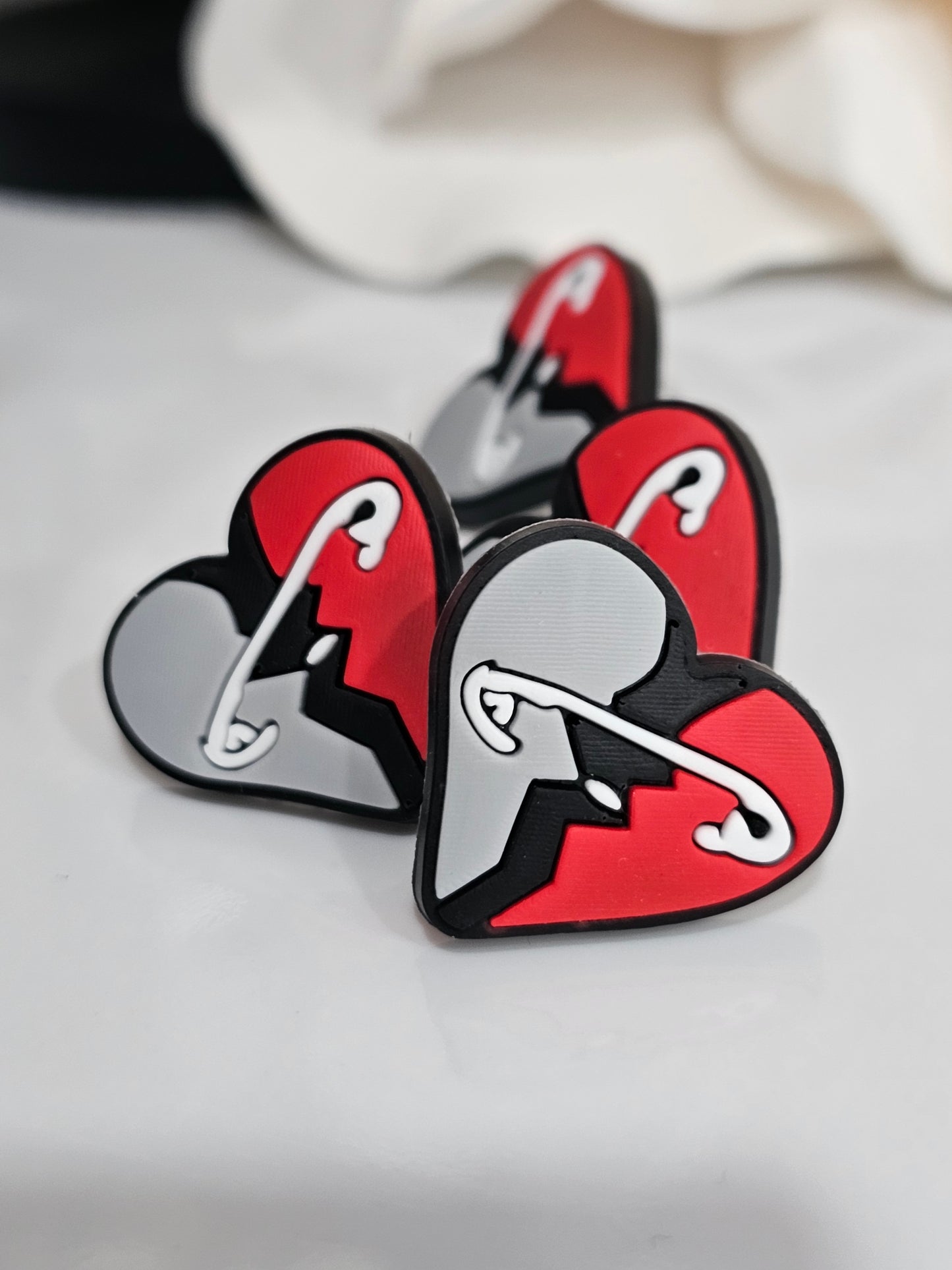 Heart pin Straw/pencil or pen charms