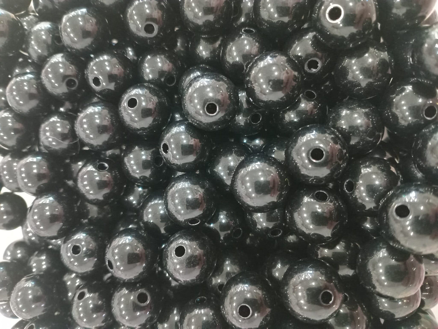 Plain black 14mm acrylics beads