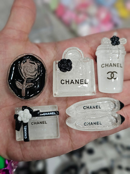 CC acrylic charms set 7 pcs - available in white color only