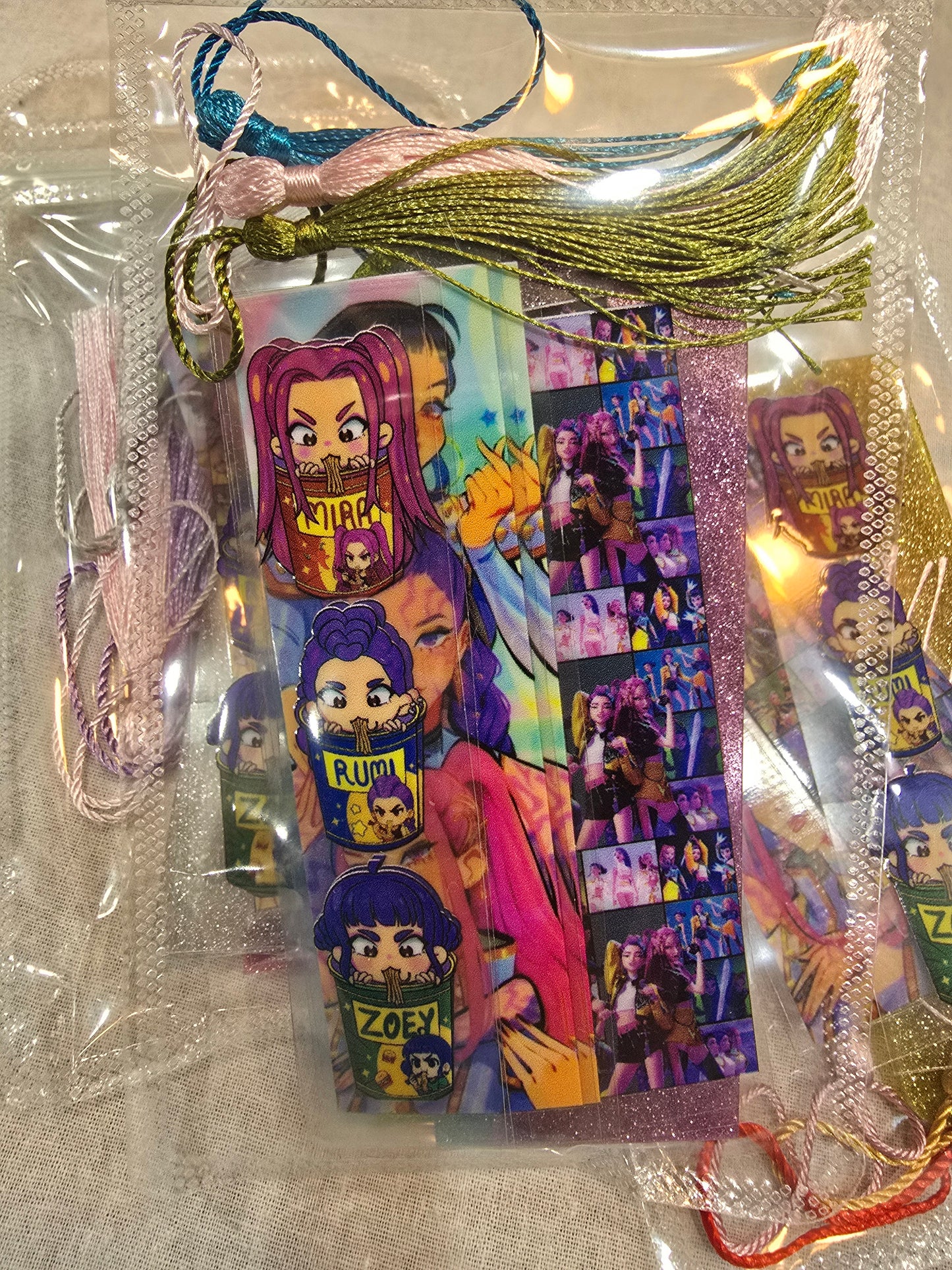 kpop Demon Hunter- Huntrix 3pcs Blank glitter acrylic bookmark with tassels and  6pcs uv dtf decals