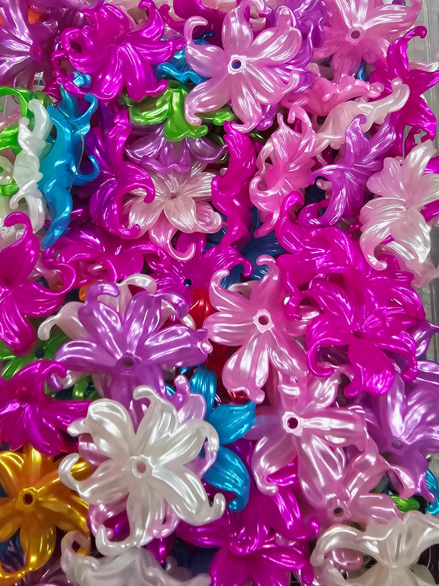 Petal beads