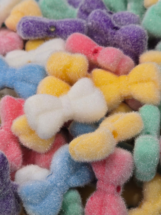 Fuzzy bows beads 16mm