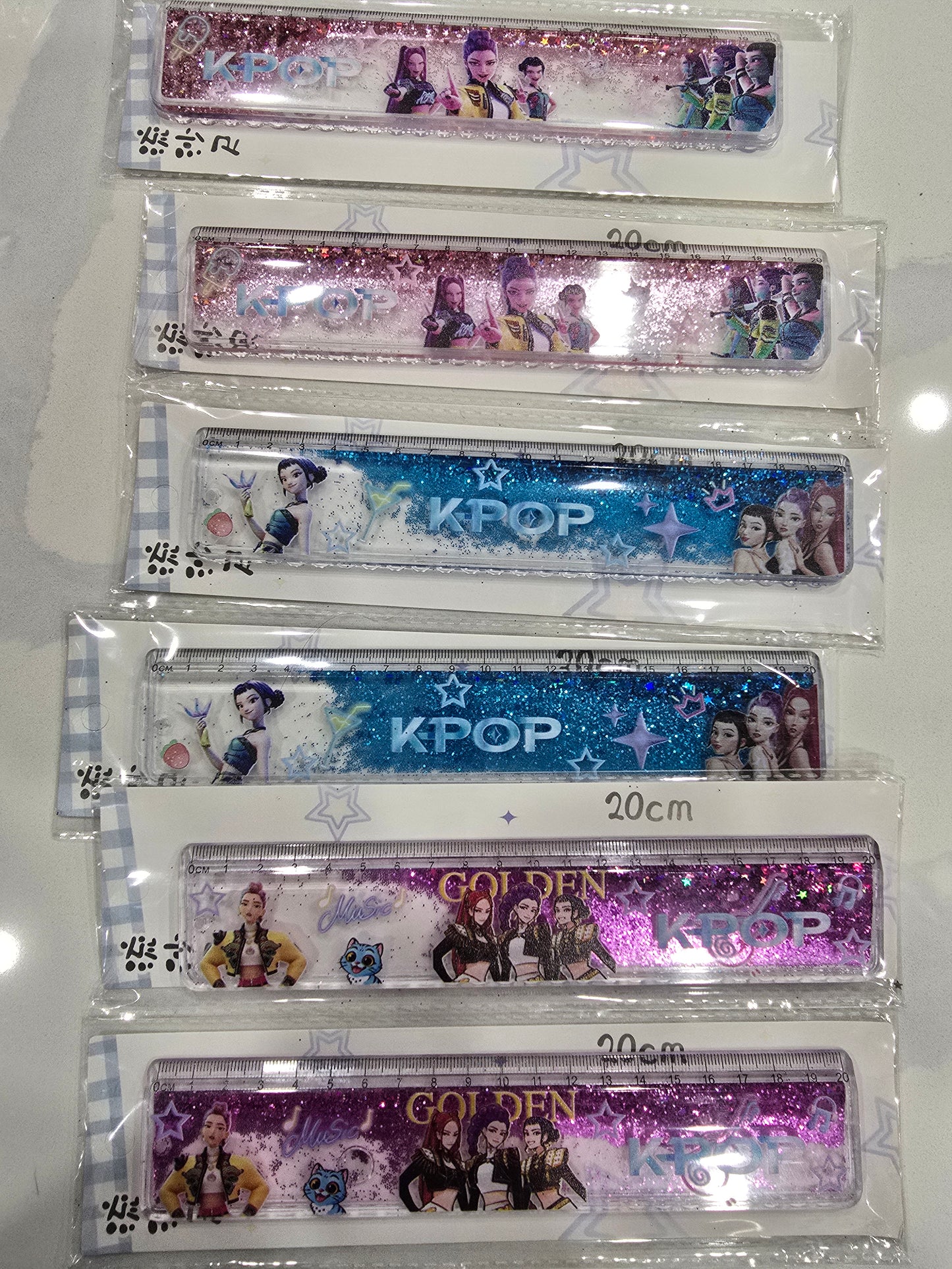 Kpop glittery shaker ruler