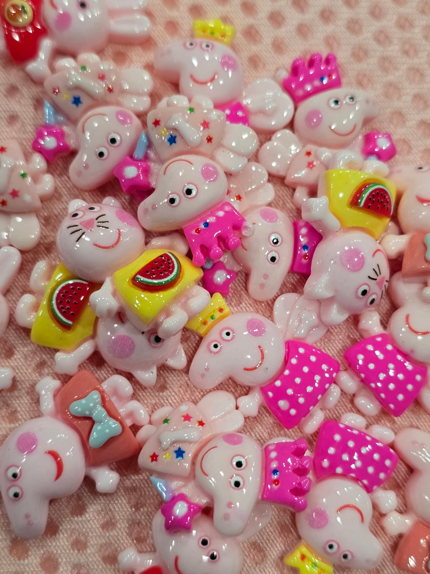 Peppa pig mix charms