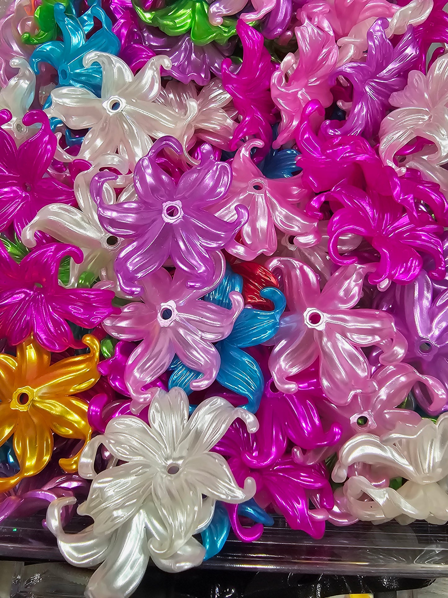 Petal beads