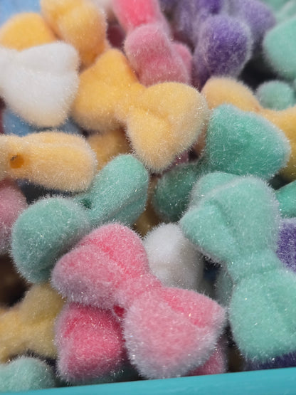 Fuzzy bows beads 16mm